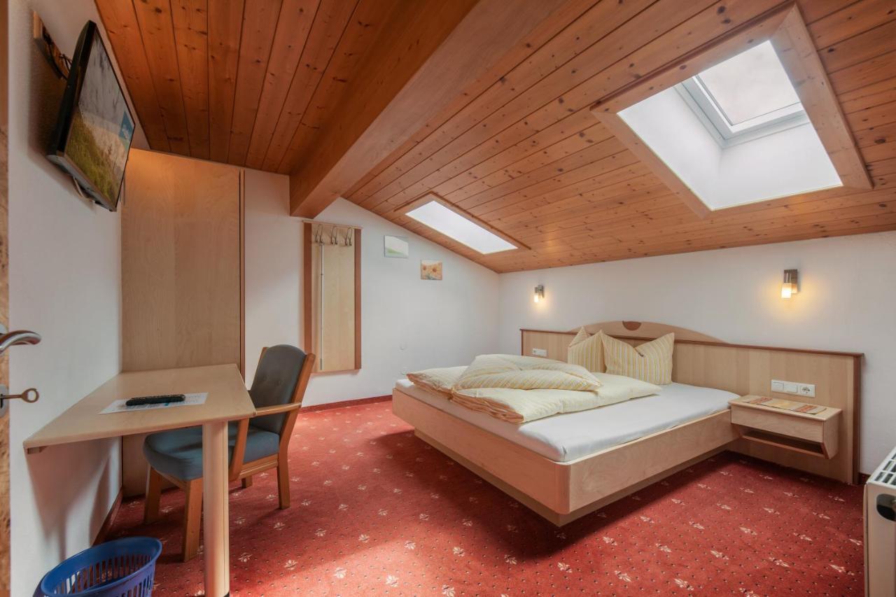 Haus Rosmarie Apartment Neustift im Stubaital Exterior photo