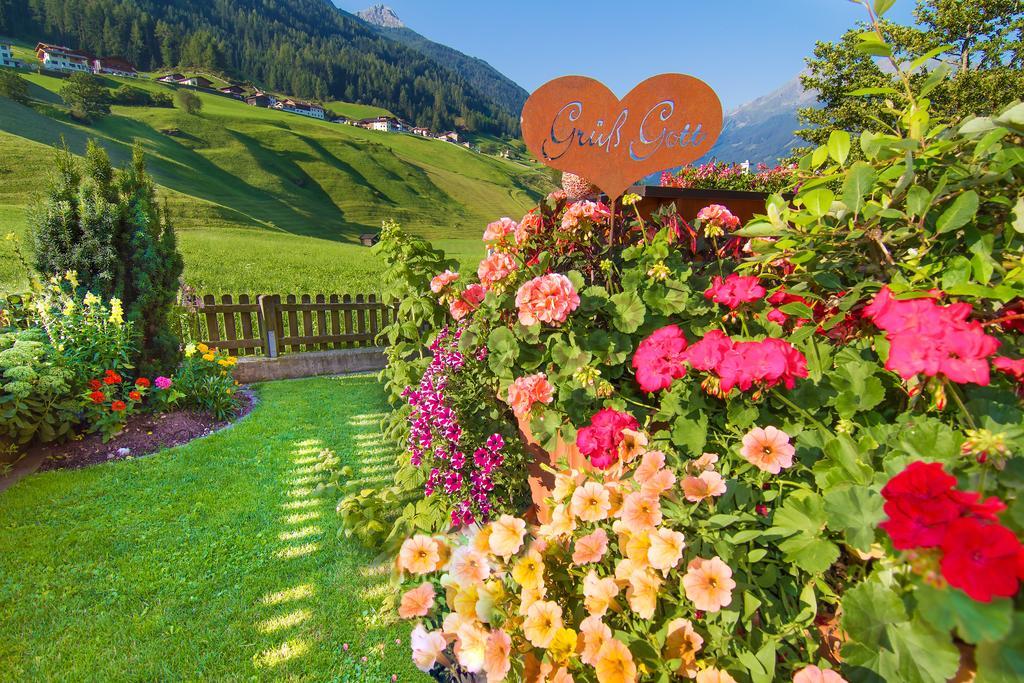 Haus Rosmarie Apartment Neustift im Stubaital Exterior photo